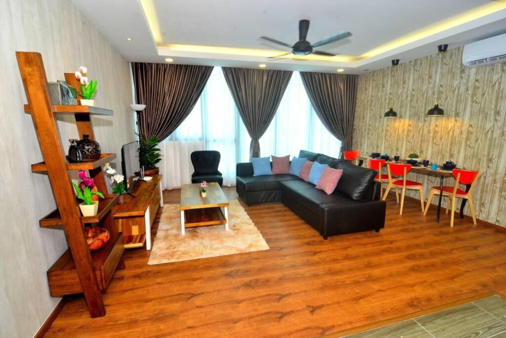 Vivacity Jazz Suite New Luxury Cozy Home A13 クチン エクステリア 写真