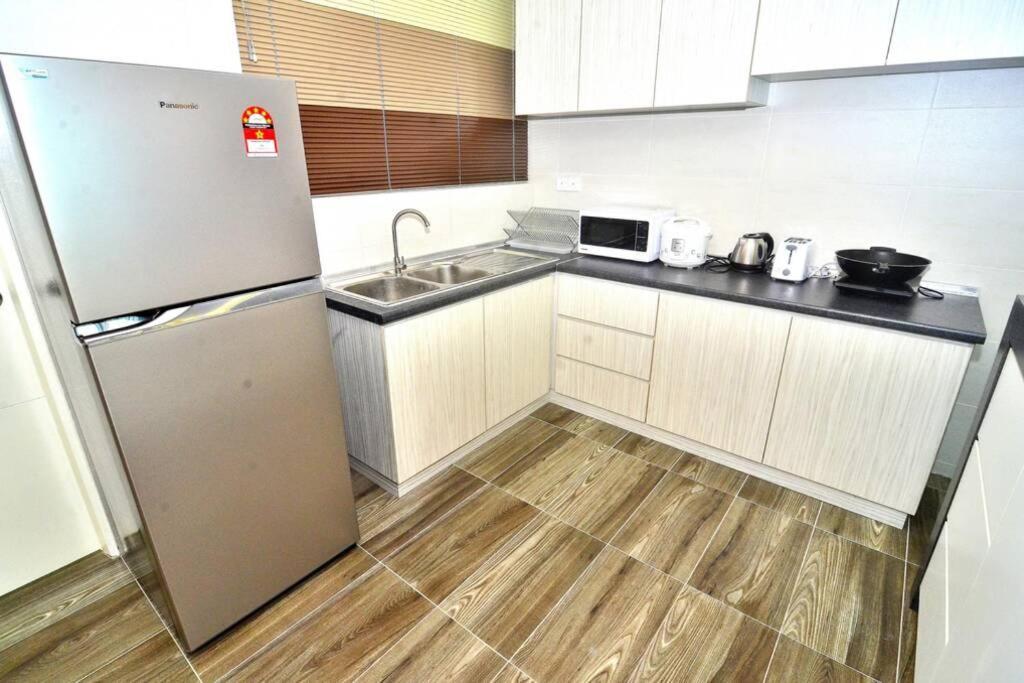 Vivacity Jazz Suite New Luxury Cozy Home A13 クチン エクステリア 写真