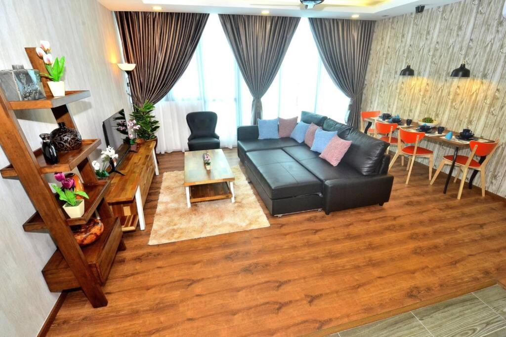 Vivacity Jazz Suite New Luxury Cozy Home A13 クチン エクステリア 写真